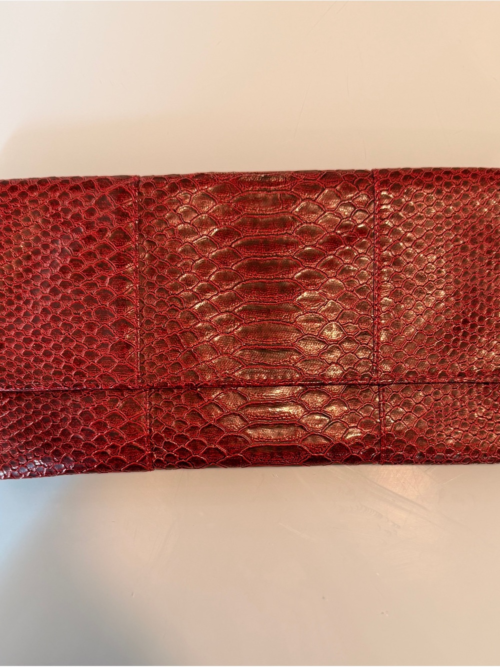 UE / Magenta Faux Snakeskin Clutch
